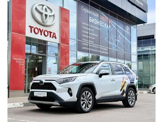 Toyota RAV4, 2020&nbsp;г., 63&nbsp;342&nbsp;км