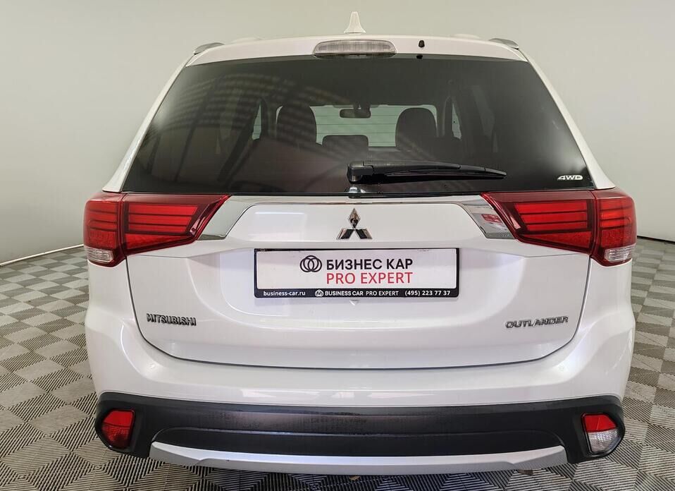Mitsubishi Outlander 2.4 CVT (167 л.с.) 4WD