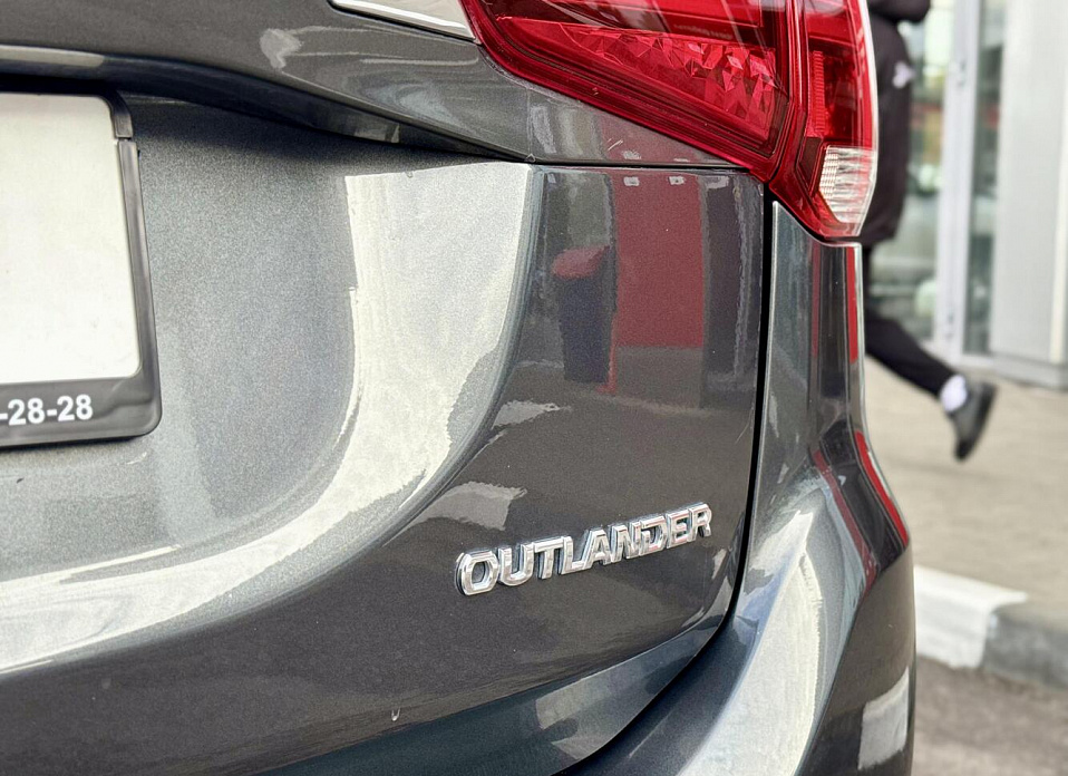 Mitsubishi Outlander, III Рестайлинг 3 2.0 CVT (146 л.с.) 4WD