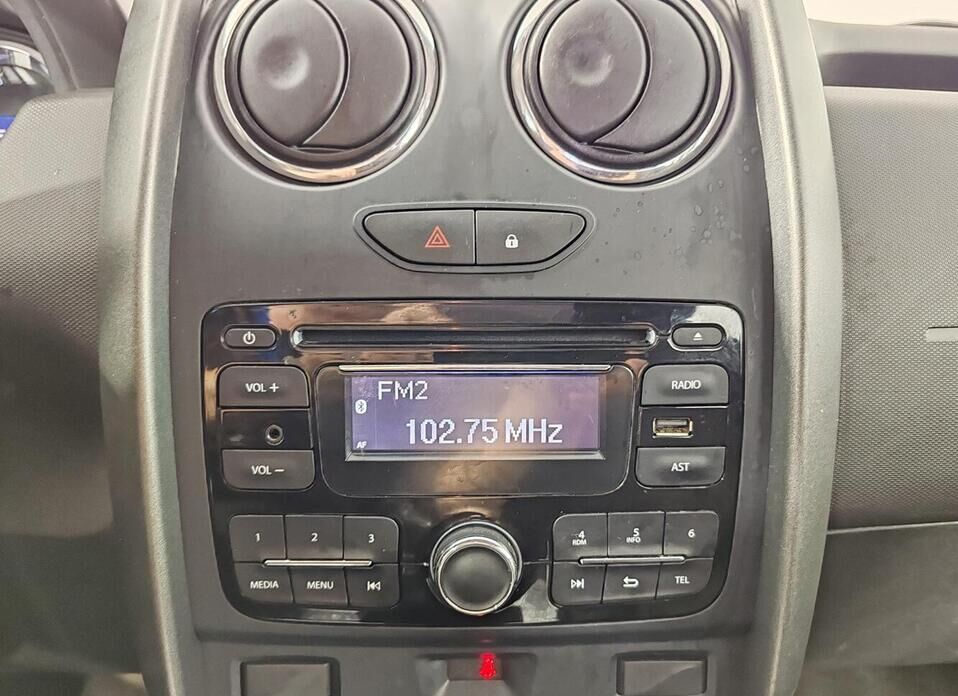 Renault Duster 2.0 AT (143 л.с.) 4WD