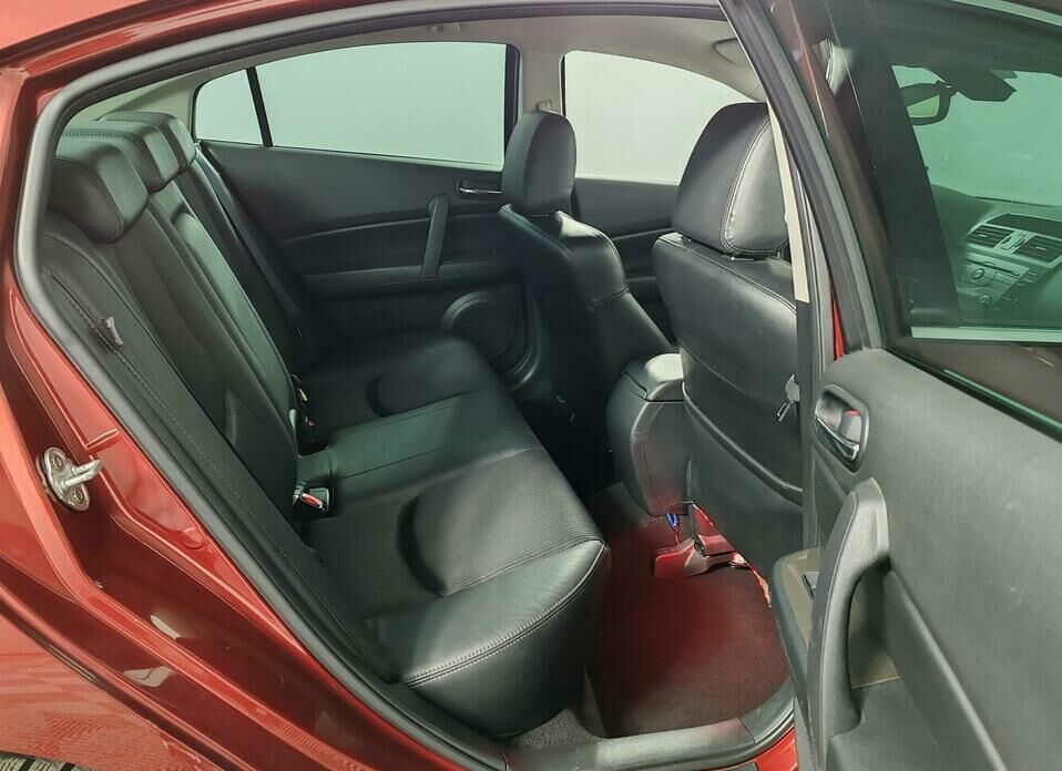 Mazda 6 2.0 AT (147 л.с.)