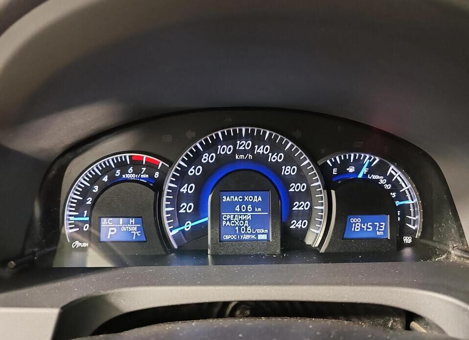 Toyota Camry, VII (XV50) 2.5 AT (181 л.с.)