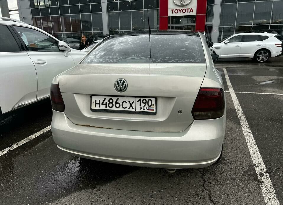 Volkswagen Polo 1.6 MT (105 л.с.)