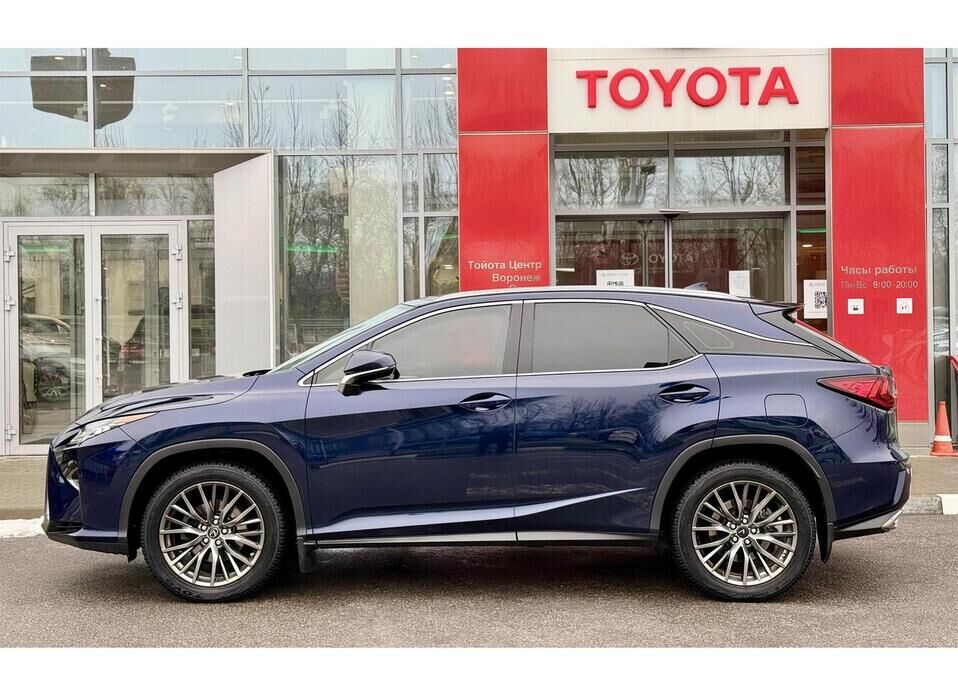 Lexus RX, IV 200t 2.0 AT (238 л.с.)