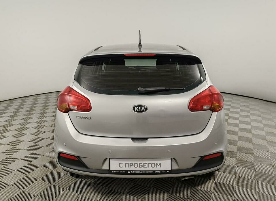 Kia Ceed 1.6 AT (129 л.с.)