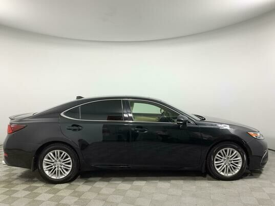 Lexus ES, 2015 г., 218 581 км