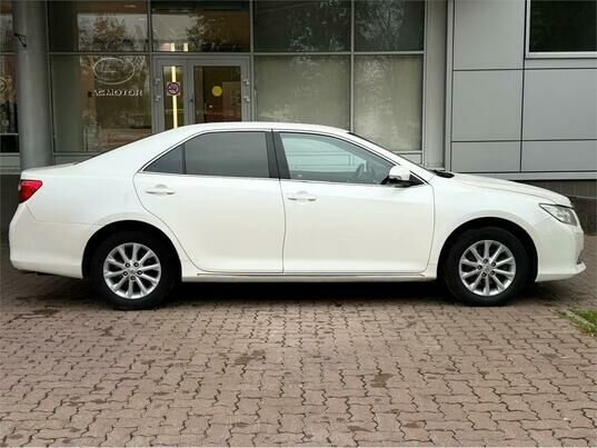 Toyota Camry, 2014 г., 335 576 км