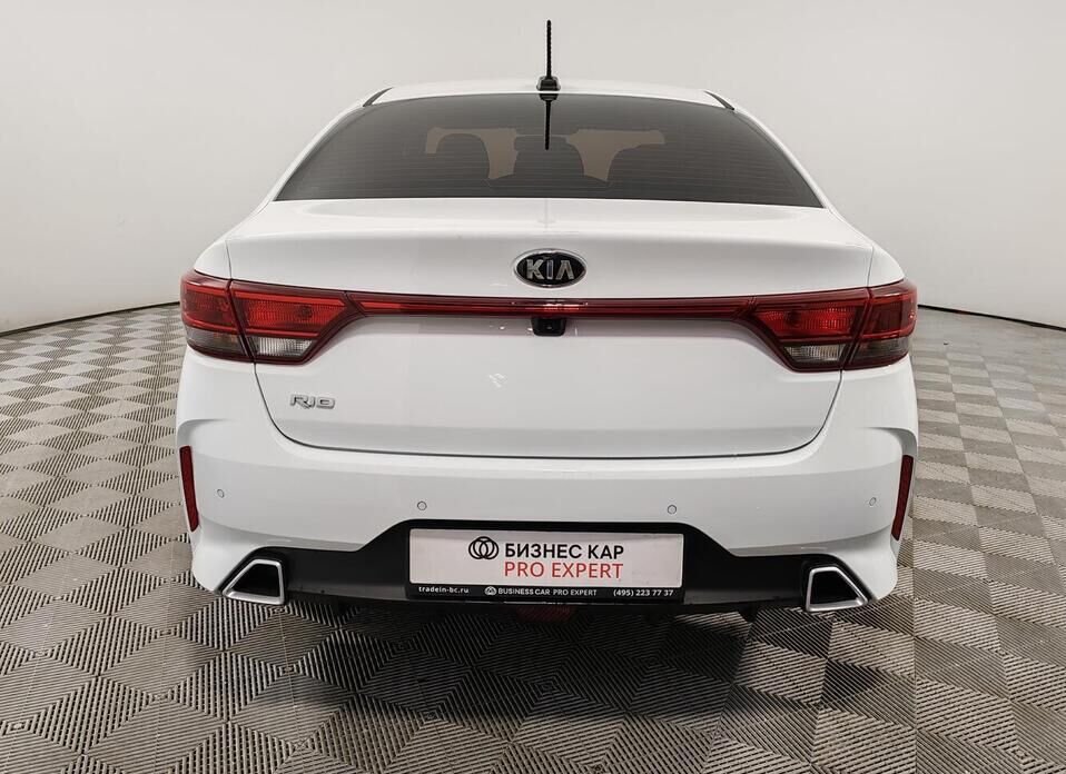 Kia Rio 1.6 AT (123 л.с.)