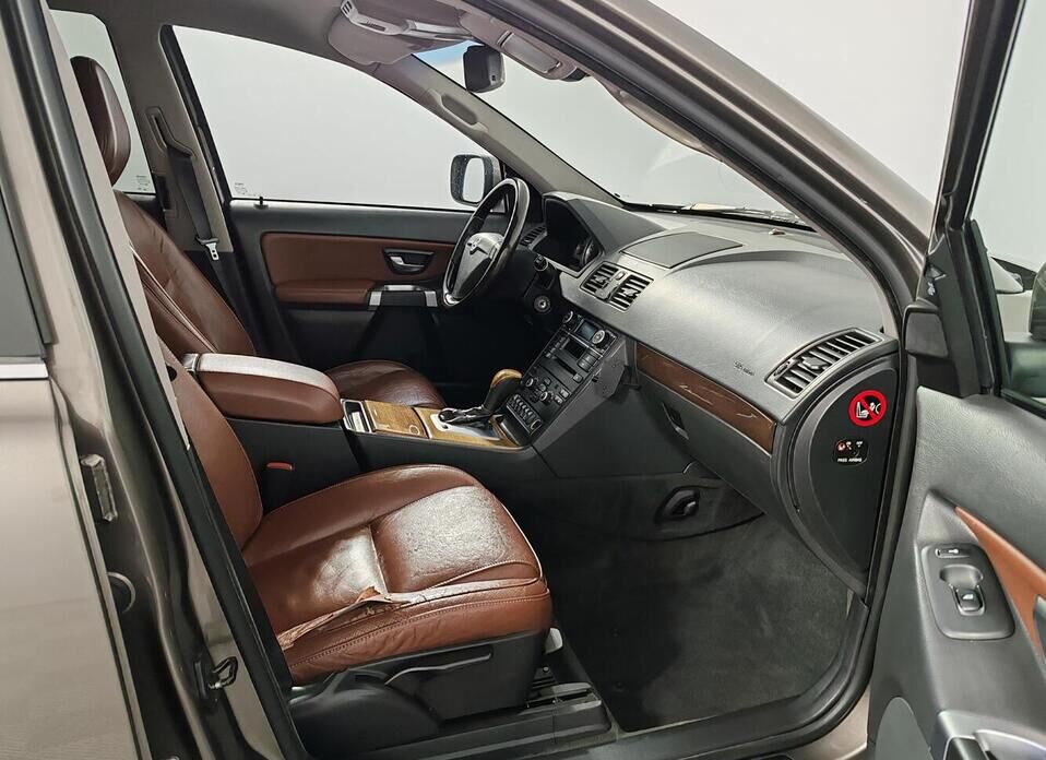 Volvo XC90, I Рестайлинг 3.2 AT (238 л.с.) 4WD