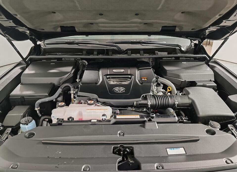 Toyota Land Cruiser, 300 Series 3.3d AT (299 л.с.) 4WD