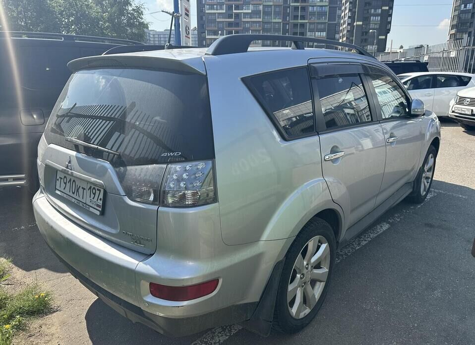 Mitsubishi Outlander 2.4 CVT (170 л.с.) 4WD