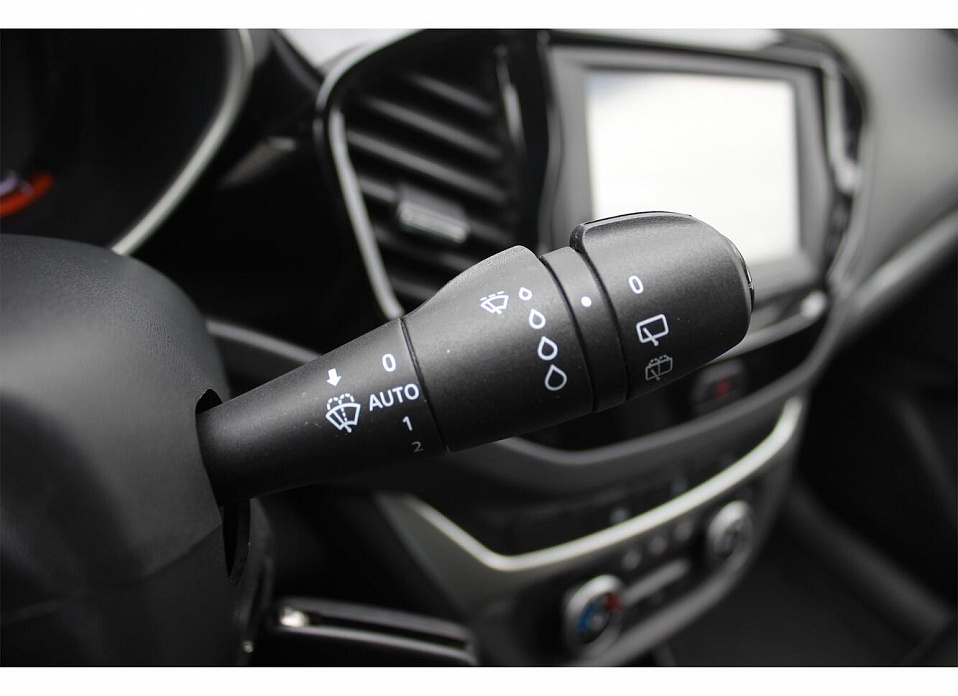 LADA (ВАЗ) Vesta, I SW 1.6 CVT (113 л.с.)