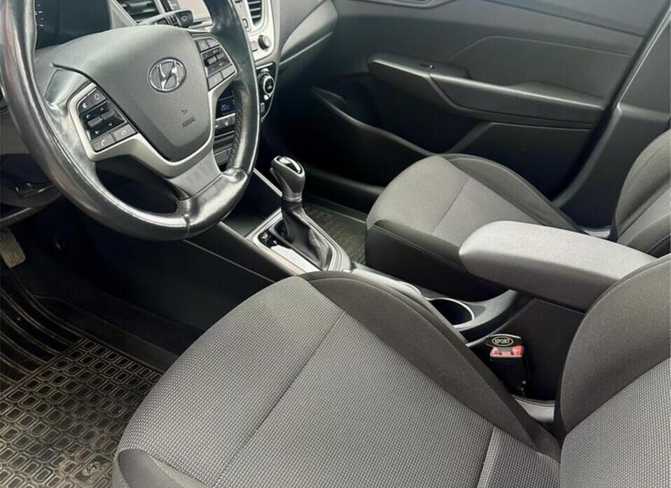 Hyundai Solaris, II 1.6 AT (123 л.с.)