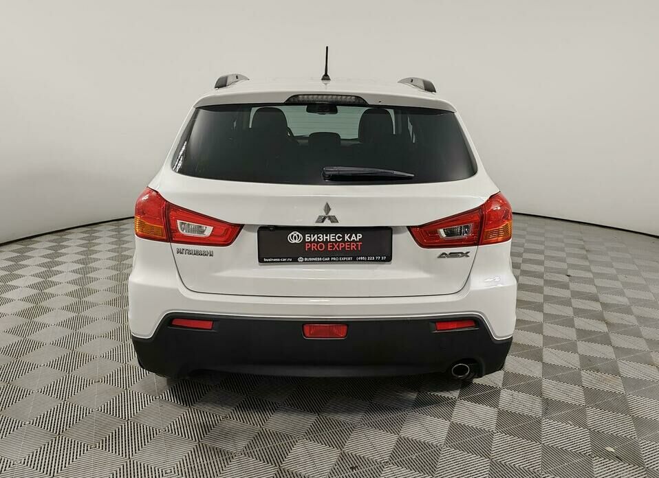 Mitsubishi ASX 1.8 CVT (140 л.с.)
