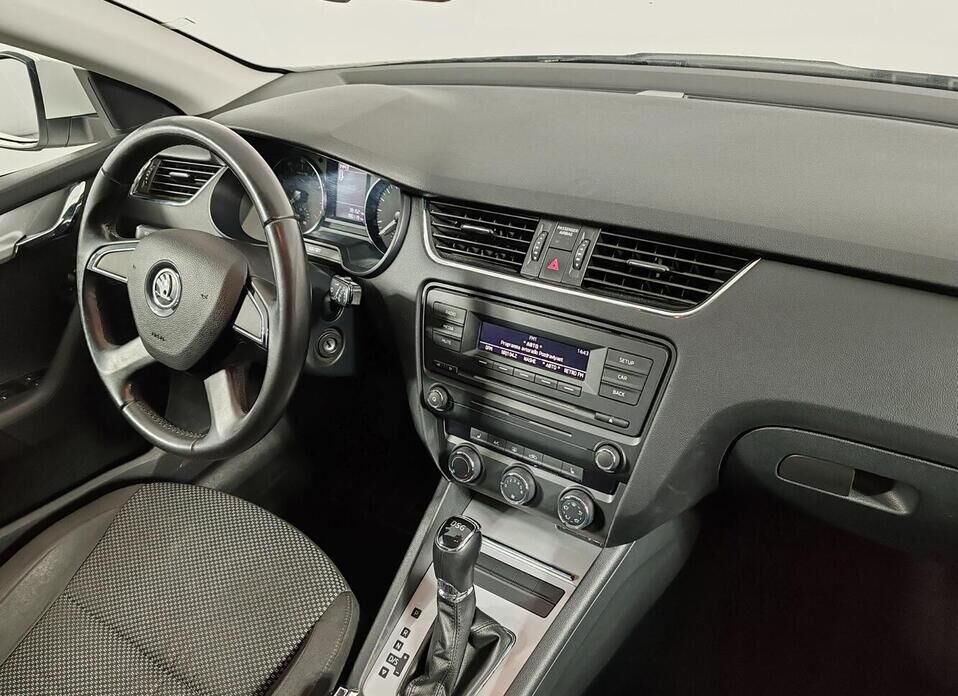 Skoda Octavia, III (A7) 1.4 AMT (140 л.с.)