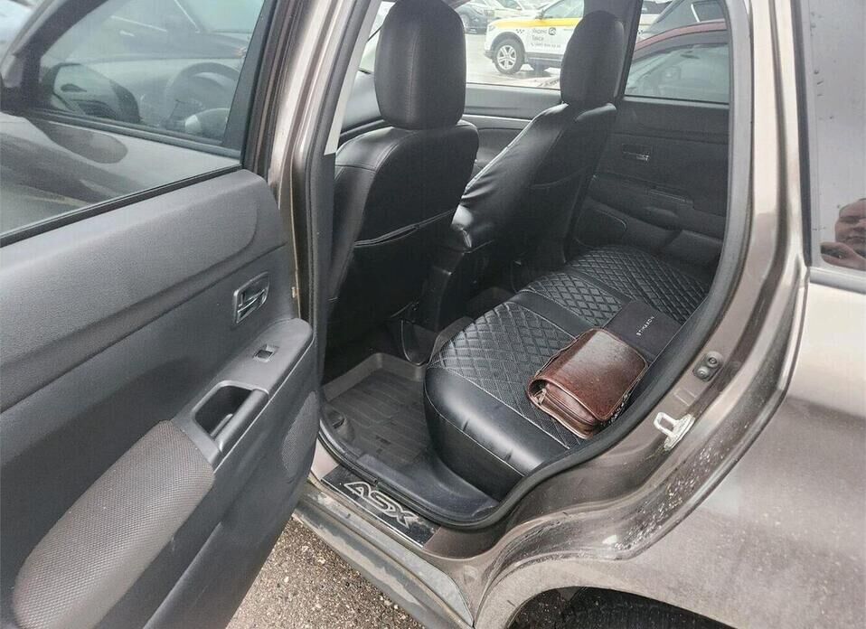 Mitsubishi ASX, I 1.8 CVT (140 л.с.)