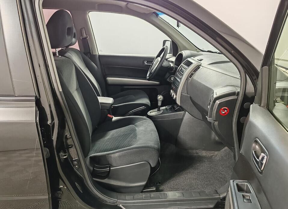Nissan X-Trail, II Рестайлинг 2.0 CVT (141 л.с.) 4WD