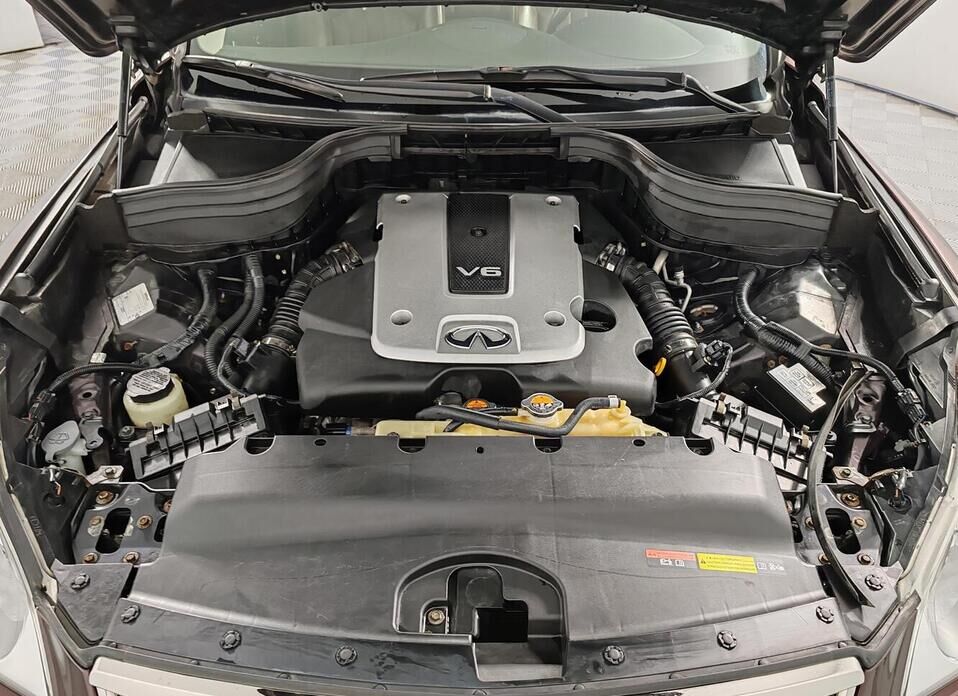Infiniti QX50 2.5 AT (222 л.с.) 4WD