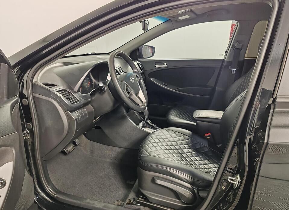 Hyundai Solaris, I Рестайлинг 1.6 AT (123 л.с.)