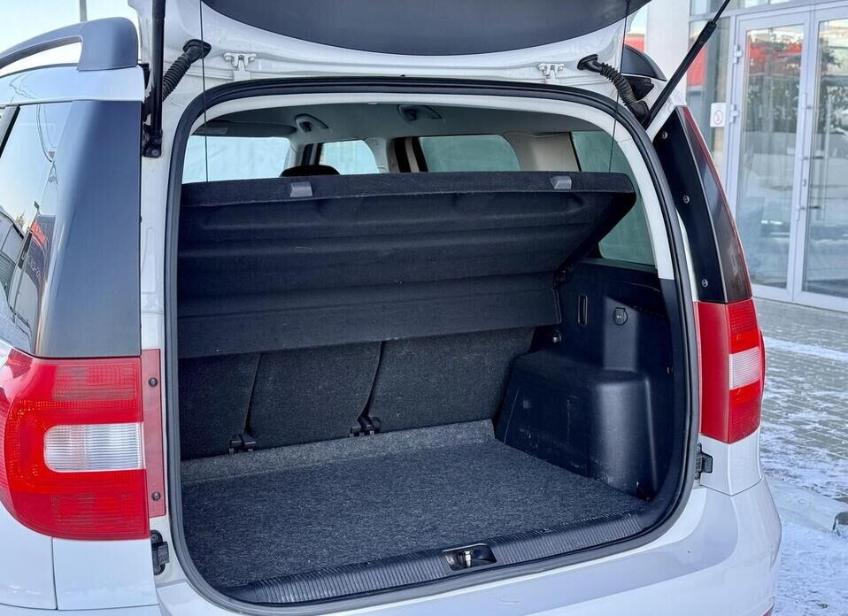 Skoda Yeti, I Рестайлинг 1.2 AMT (105 л.с.)