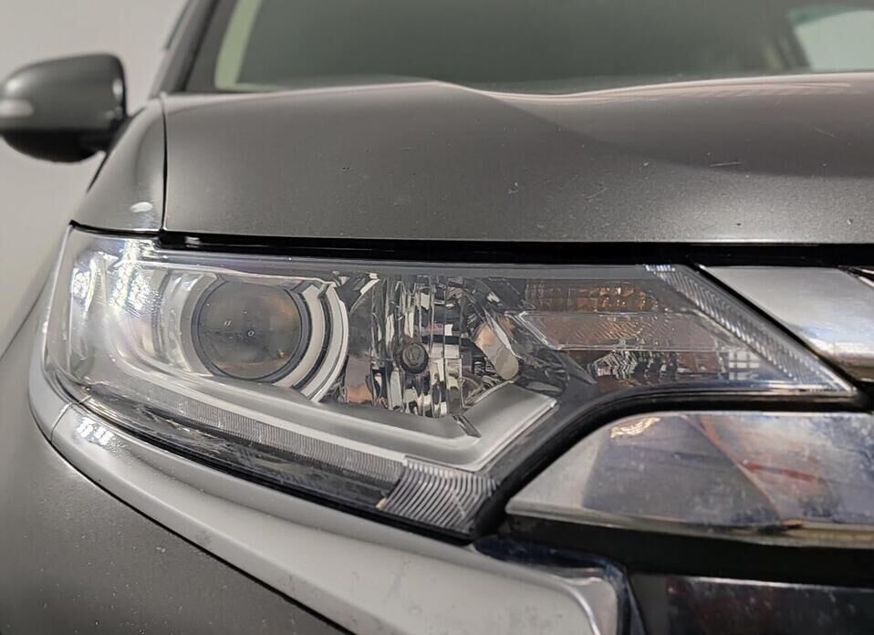 Mitsubishi Outlander, III Рестайлинг 2 2.0 CVT (146 л.с.)