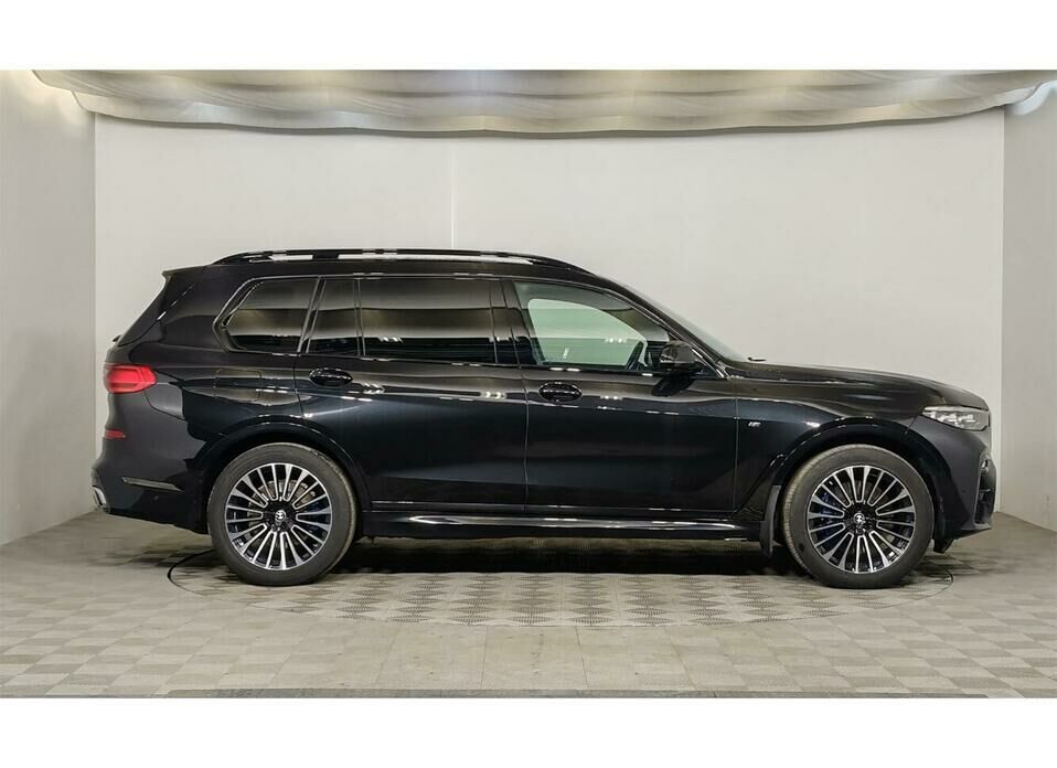 BMW X7 40i 3.0 AT (340 л.с.) 4WD