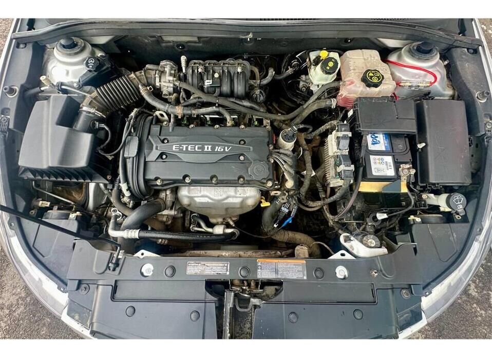 Chevrolet Cruze 1.6 MT (109 л.с.)
