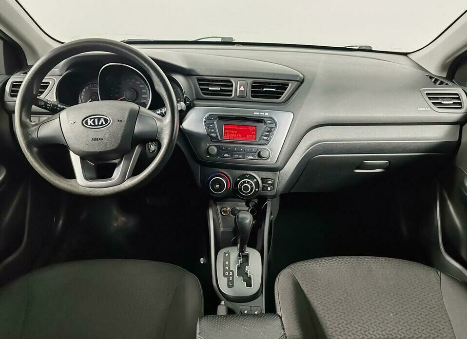 Kia Rio 4-speed 1.6 AT (123 л.с.)