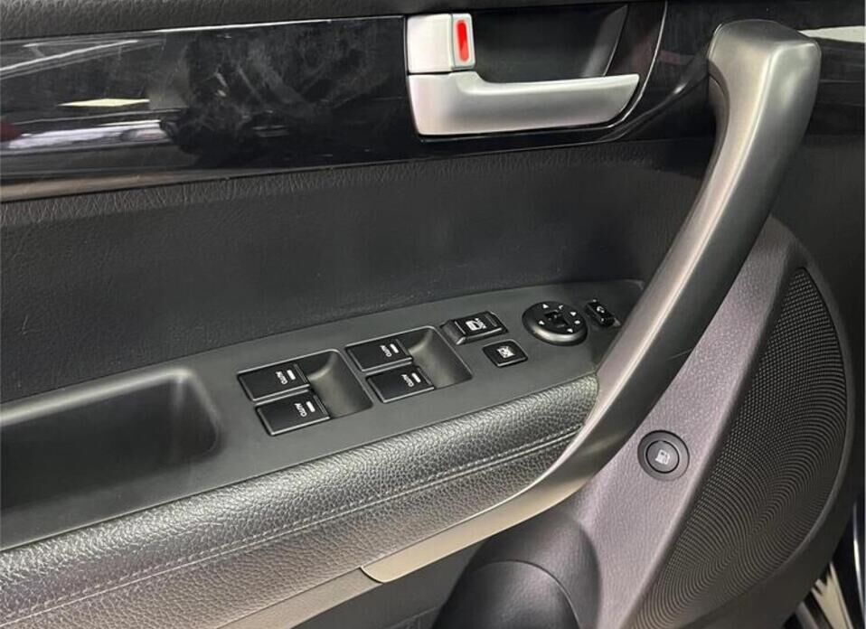 Kia Sorento, II Рестайлинг 2.4 AT (175 л.с.) 4WD