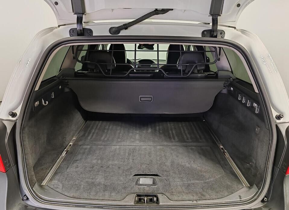 Volvo XC70, II 2.4d AT (215 л.с.) 4WD