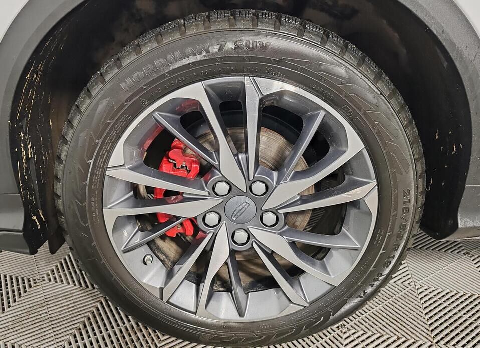 Geely Coolray, I 1.5 AMT (150 л.с.)