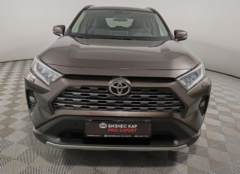 Toyota RAV4 2.5 AT (199 л.с.) 4WD