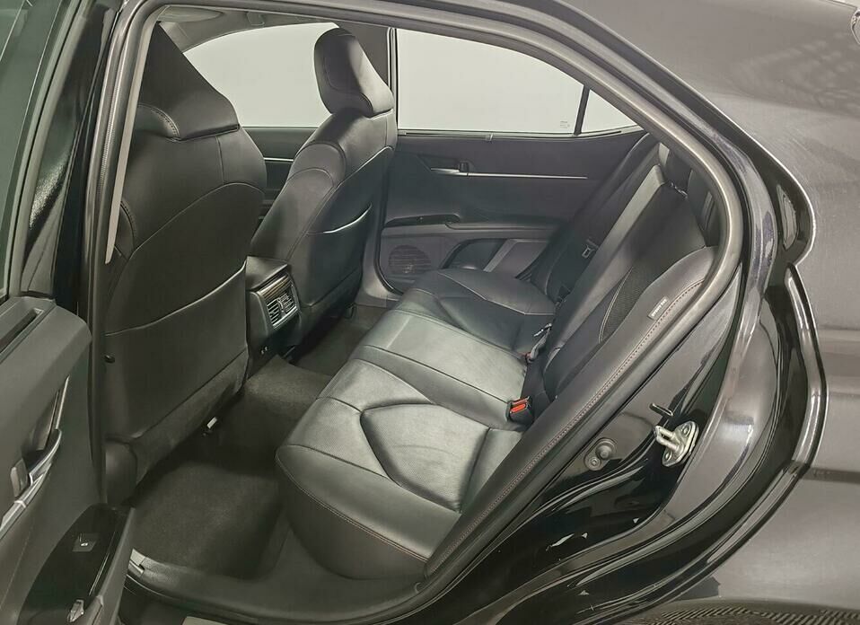 Toyota Camry 3.5 AT (249 л.с.)