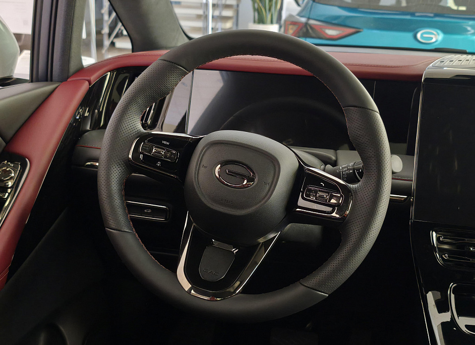 GAC M8 2.0 AT (231 л.с.)