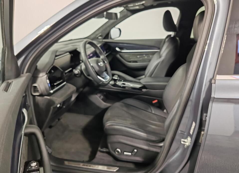 Geely Monjaro 2.0 AT (238 л.с.) 4WD