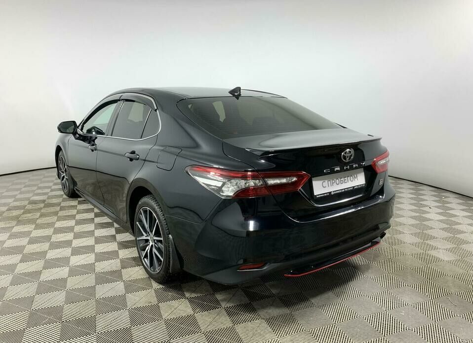 Toyota Camry 2.5 AT (200 л.с.)