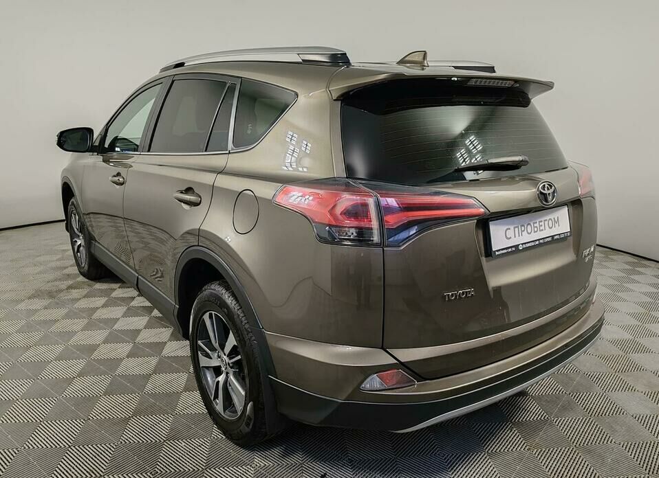 Toyota RAV4 2.5 AT (180 л.с.) 4WD