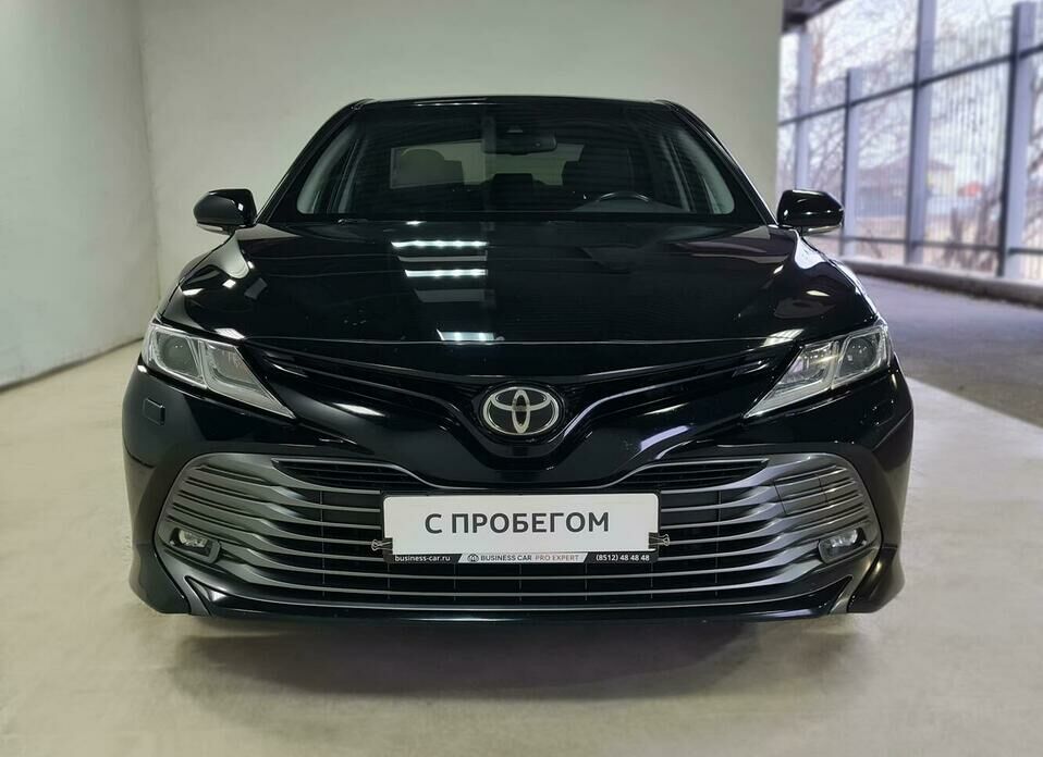 Toyota Camry 2.5 AT (181 л.с.)