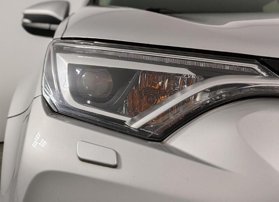 Toyota RAV4, IV (CA40) Рестайлинг 2.0 CVT (146 л.с.)