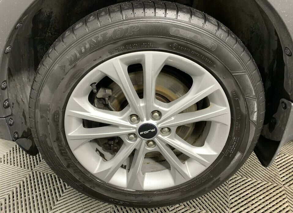 Ford Kuga 1.5 AT (182 л.с.) 4WD