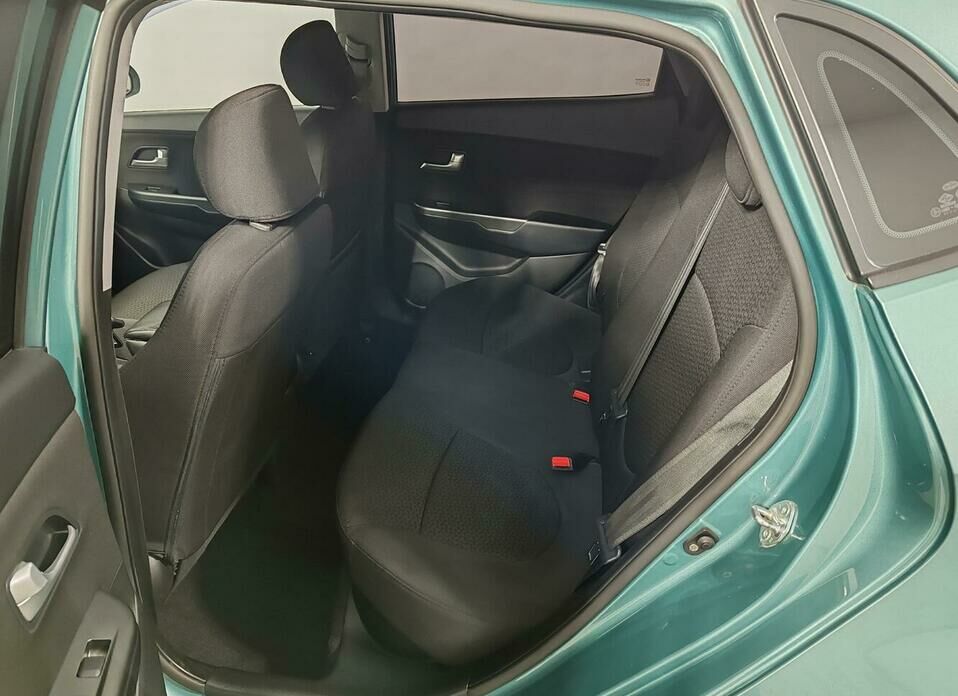 Kia Rio 4-speed 1.6 AT (123 л.с.)