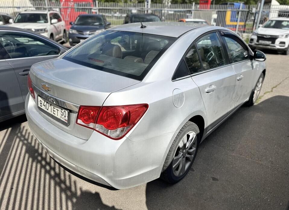 Chevrolet Cruze 1.8 AT (141 л.с.)