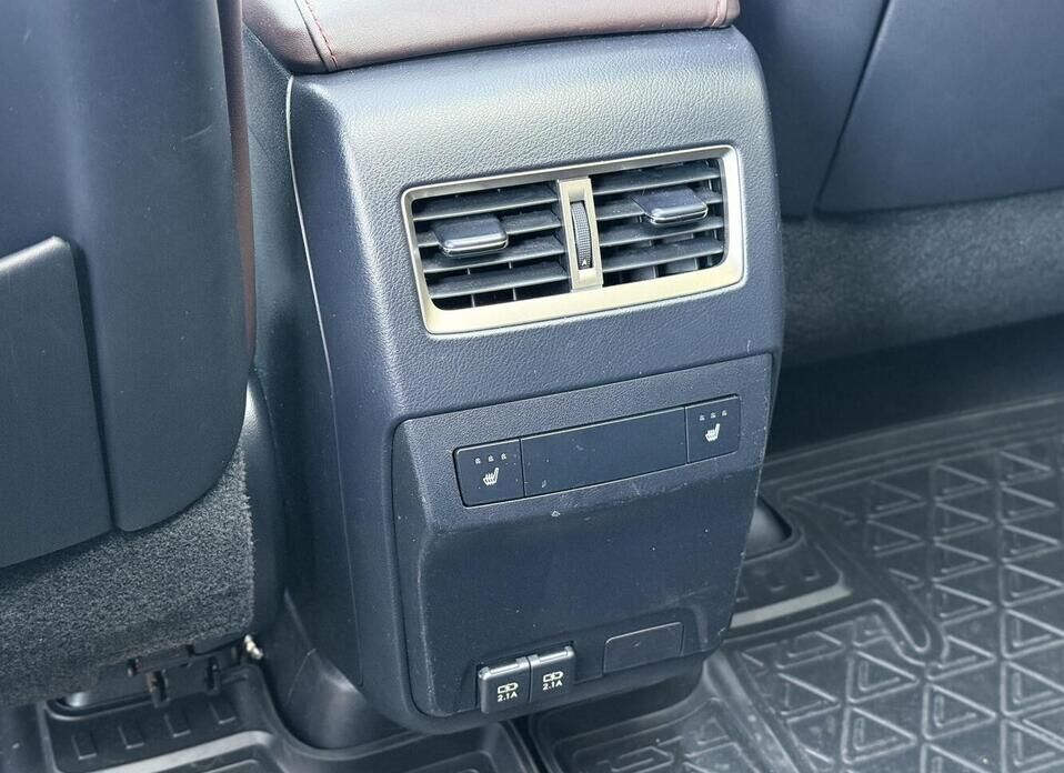 Lexus RX, IV Рестайлинг 300 2.0 AT (238 л.с.) 4WD