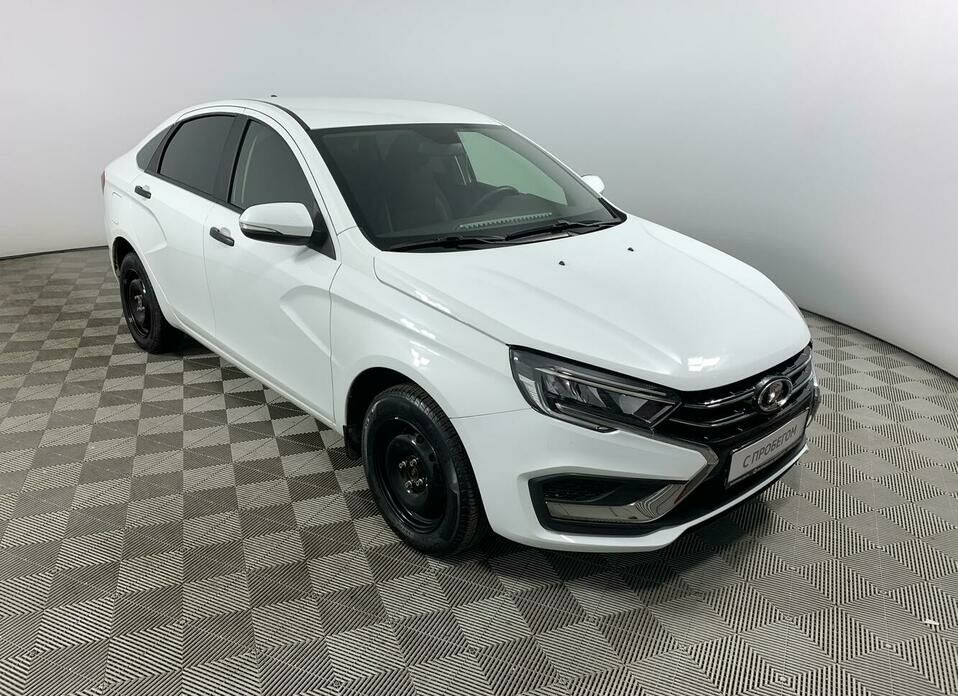 LADA (ВАЗ) Vesta 1.6 MT (106 л.с.)