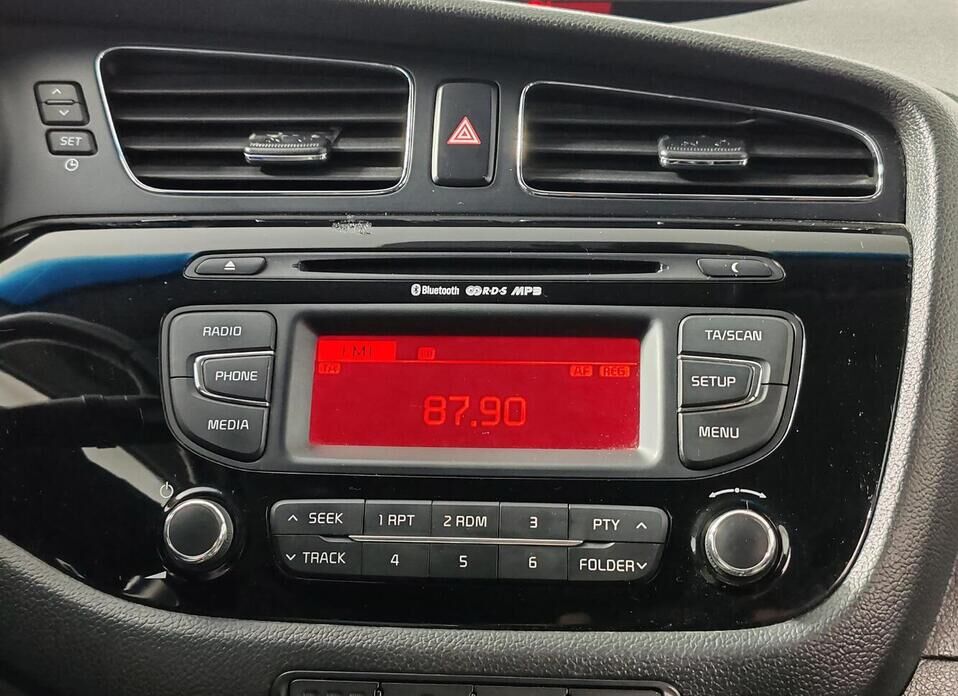 Kia Ceed, II 1.6 AT (129 л.с.)