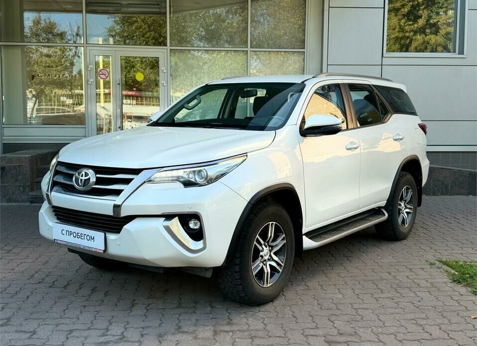 Toyota Fortuner 2.8d AT (177 л.с.) 4WD