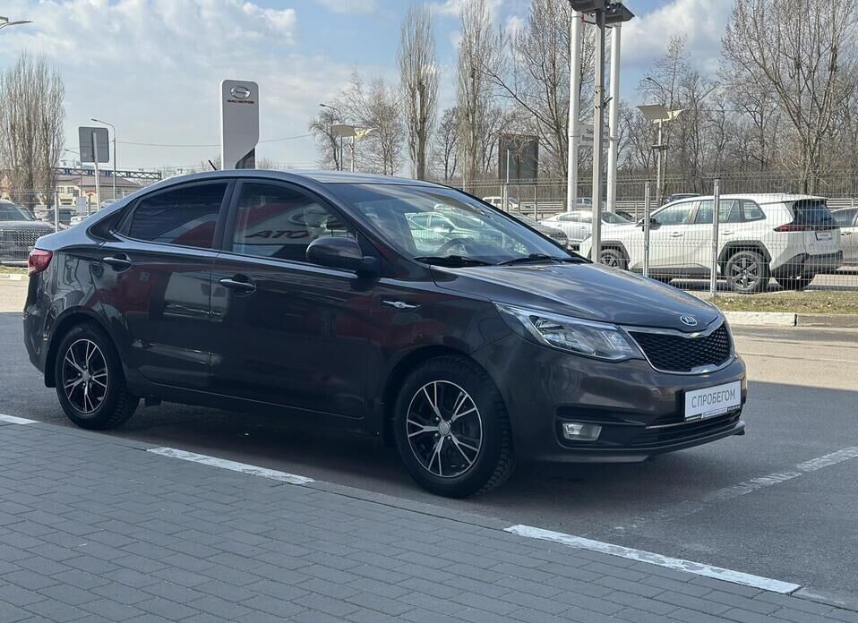 Kia Rio, III Рестайлинг 1.4 MT (107 л.с.)