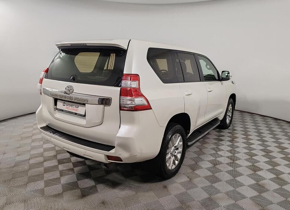 Toyota Land Cruiser Prado, 150 Series Рестайлинг 1 3.0d AT (173 л.с.) 4WD