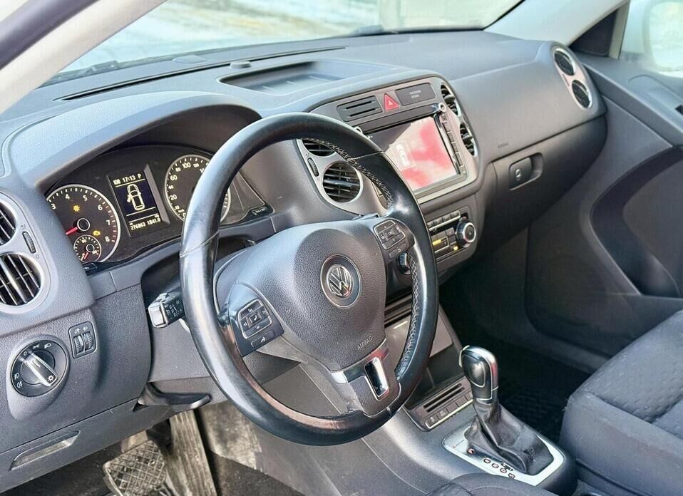 Volkswagen Tiguan, I 2.0 AT (170 л.с.) 4WD