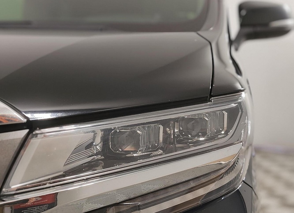 Toyota Alphard, III Рестайлинг 3.5 AT (300 л.с.)